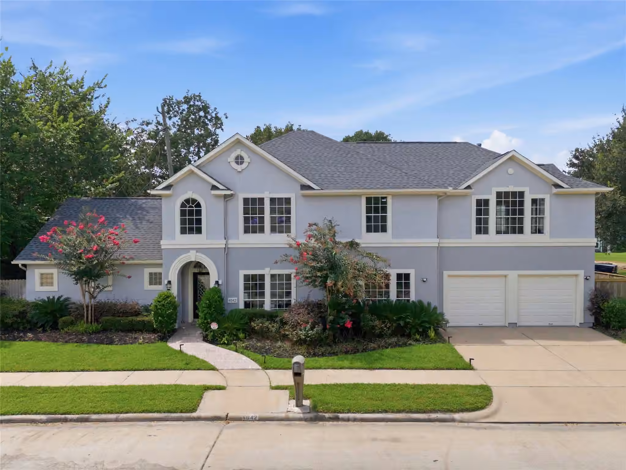 Photo 2 of 4042 Glen Cove Drive, Houston, TX