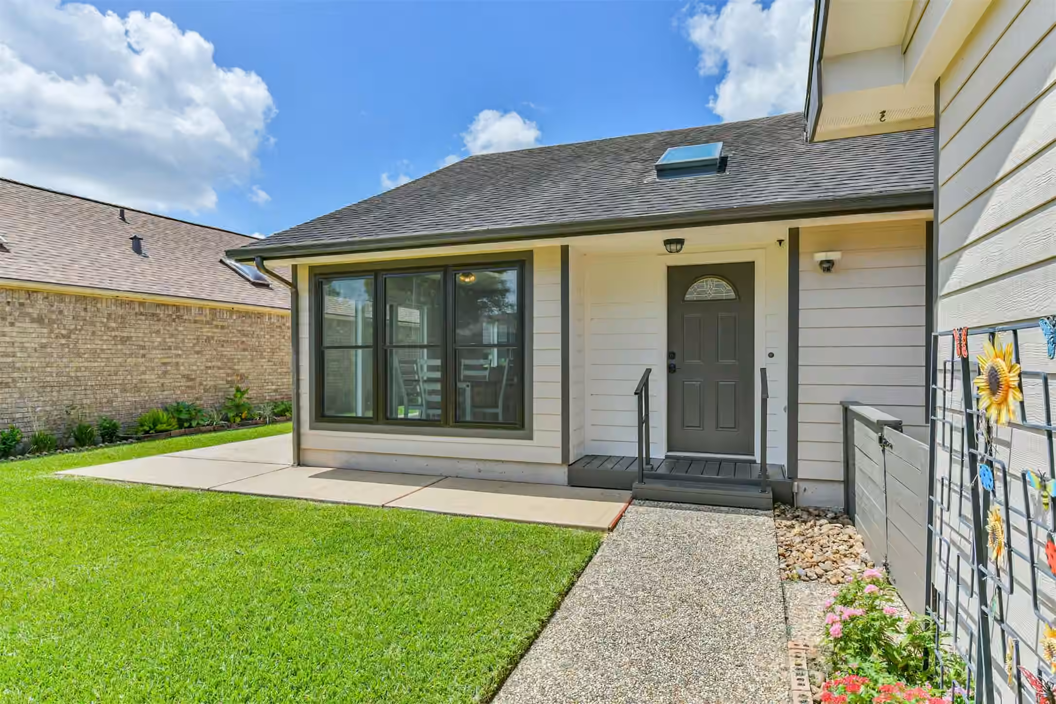 Photo 4 of 16802 Hartwood Way, Houston, TX