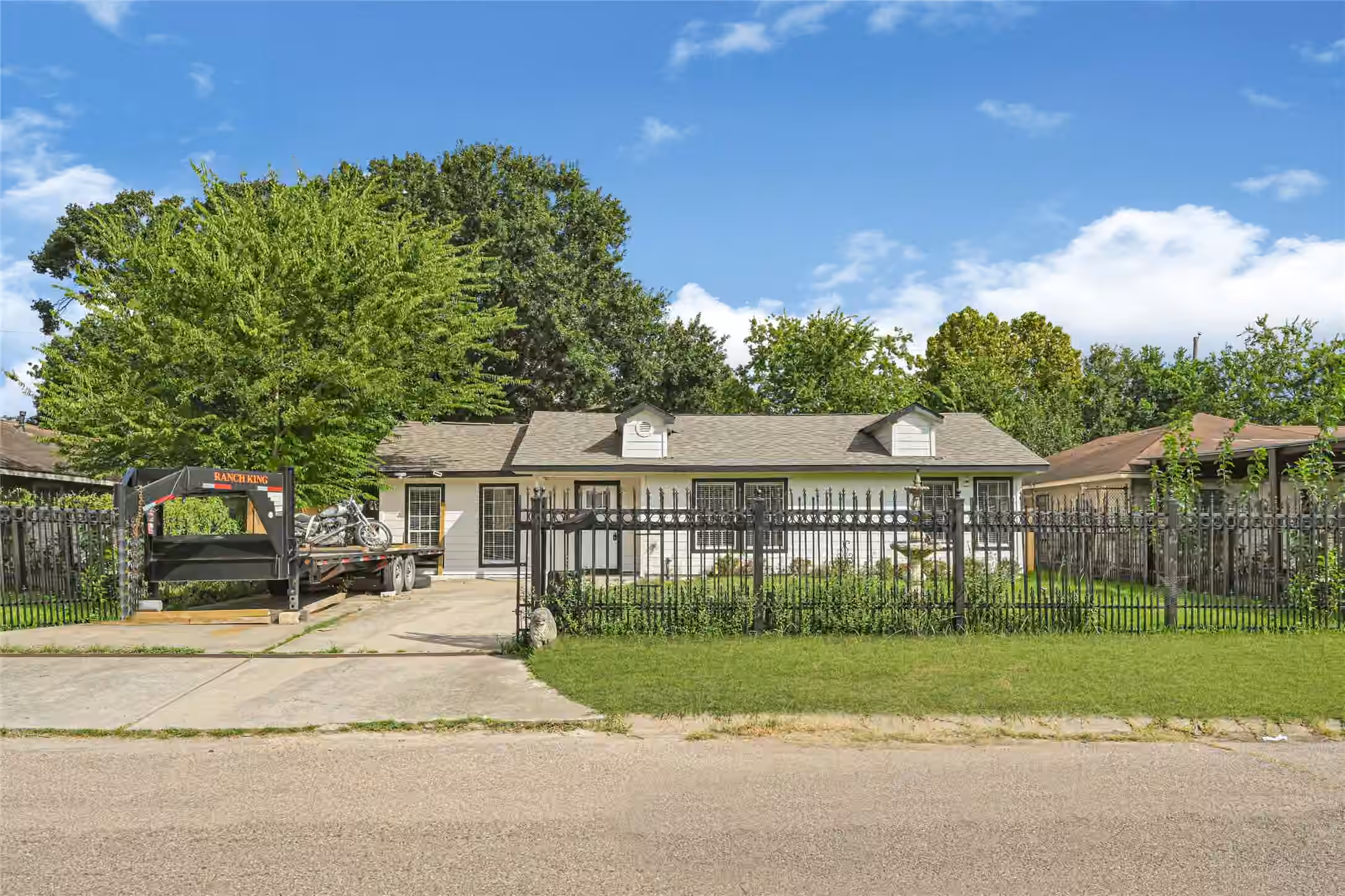 Photo of 1114 Maroby Street, Houston, TX