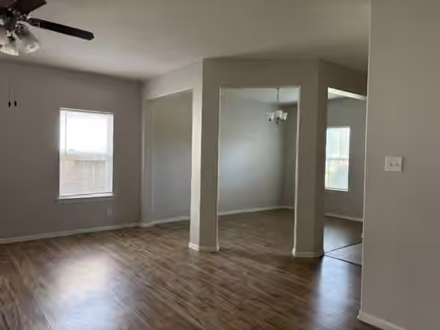 Photo 3 of 7434 Seabiscuit Bay Lane, Humble, TX