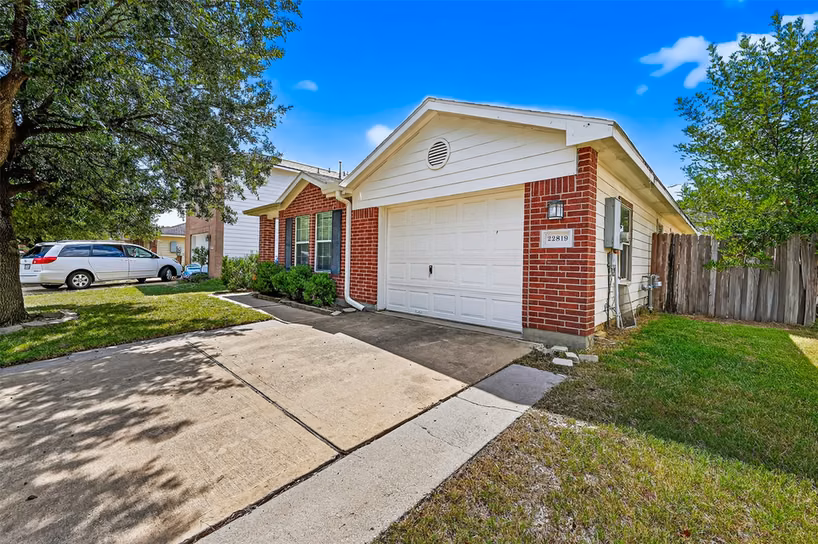Photo 4 of 22819 Cabanna Road, Spring, TX