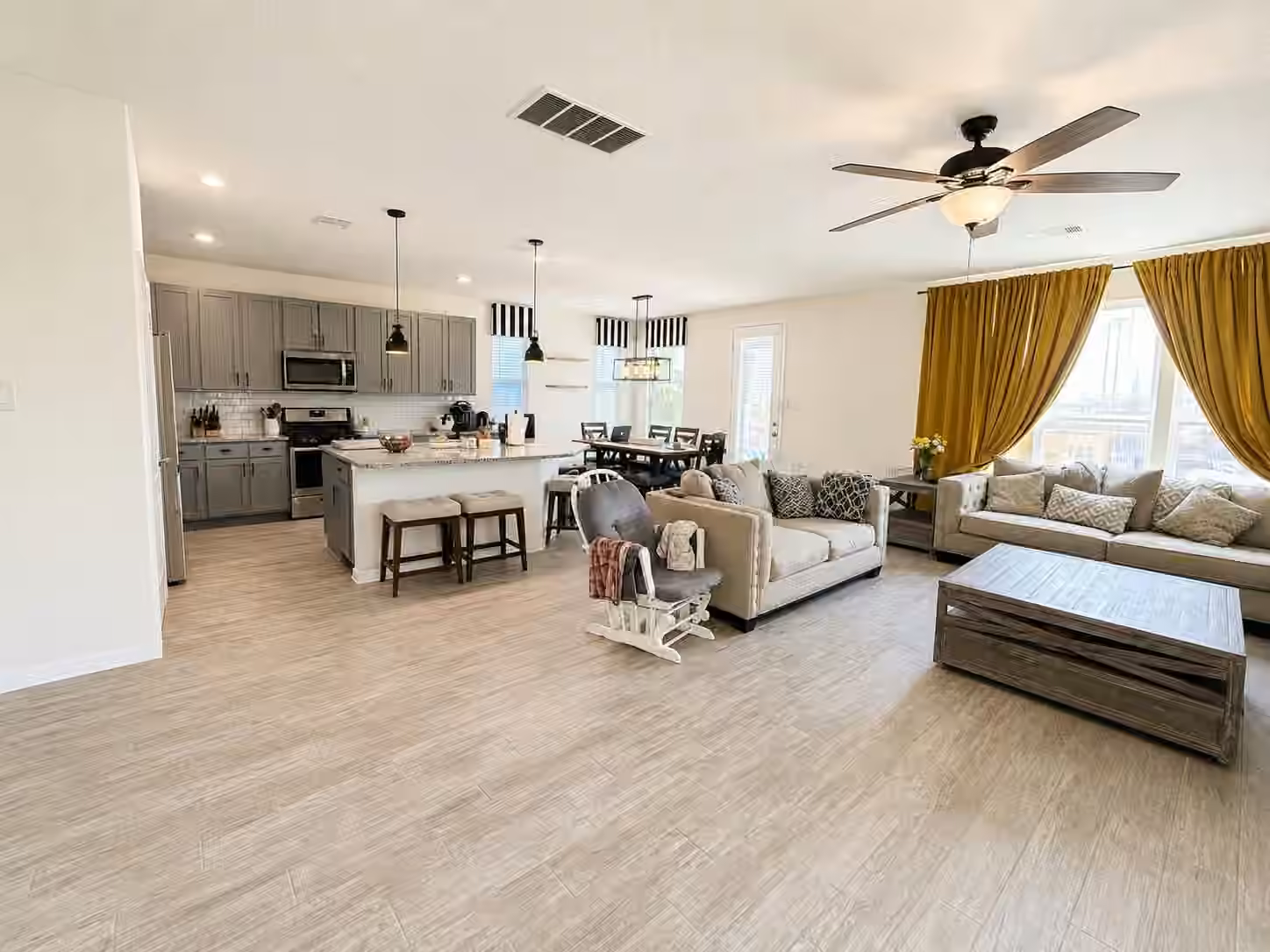 Photo 3 of 5434 Rose Trellis Street, Katy, TX