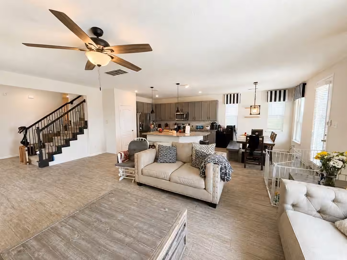 Photo 4 of 5434 Rose Trellis Street, Katy, TX