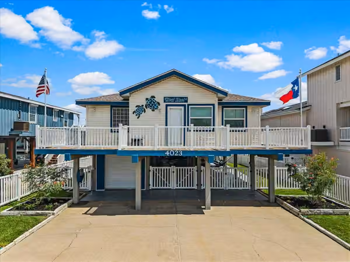 Photo 3 of 4023 Nueces Drive, Galveston, TX
