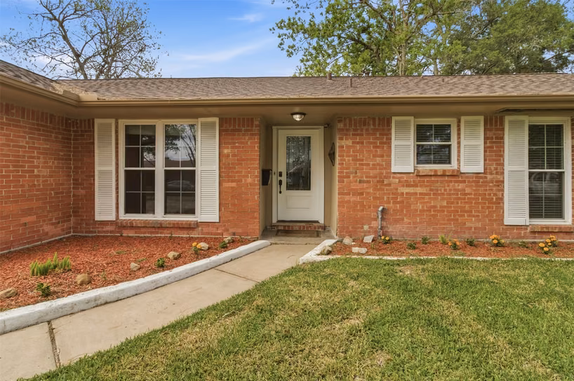 Photo 4 of 7824 Yucca Drive, Texas City, TX