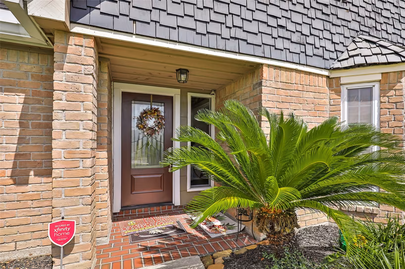 Photo 3 of 614 S Diamondhead Boulevard, Crosby, TX