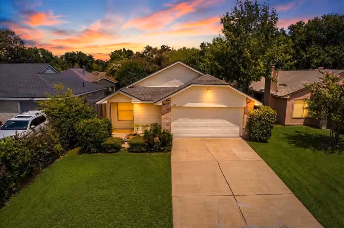 Photo 4 of 4318 Daisy Meadow Drive, Katy, TX