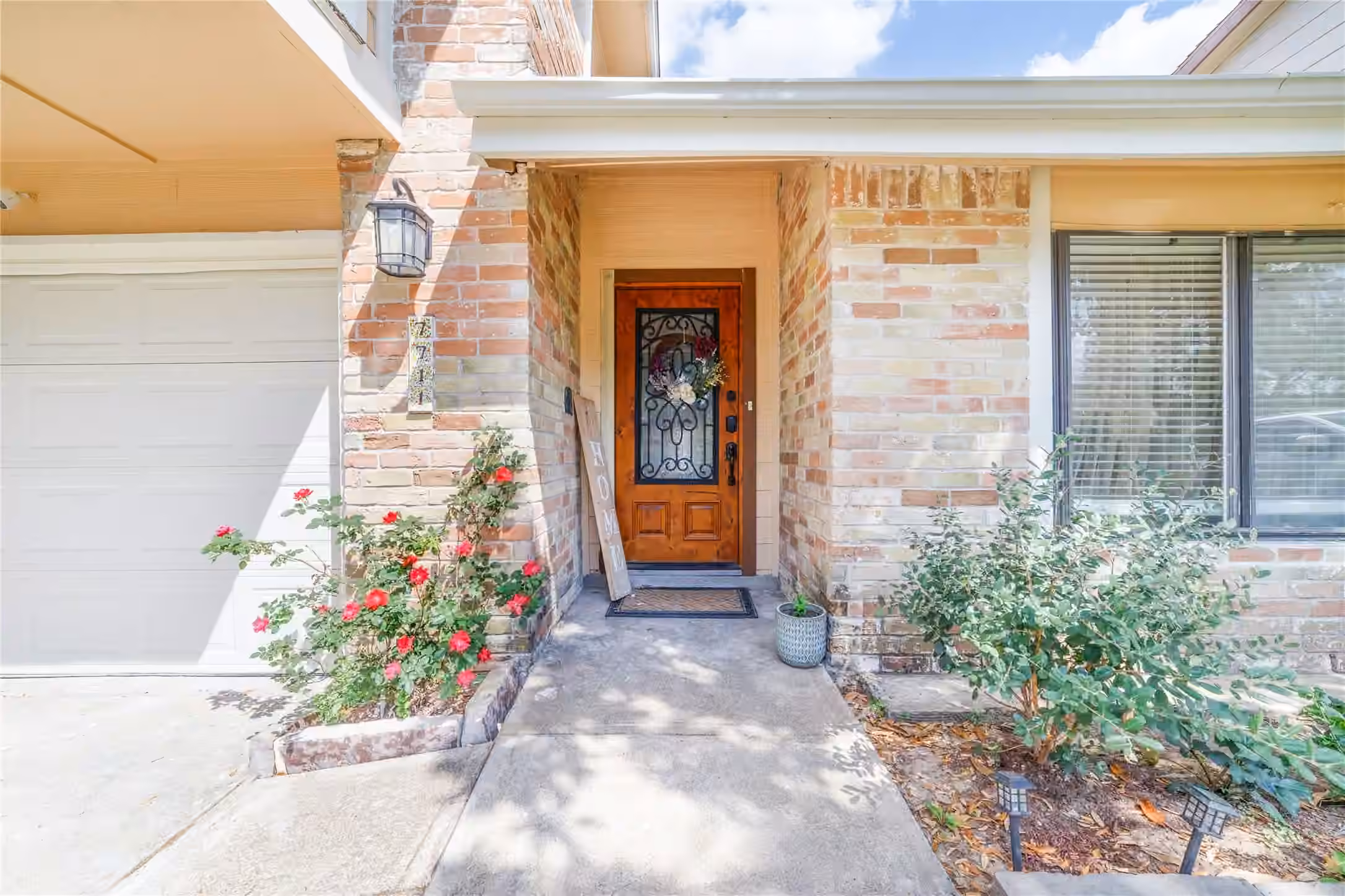 Photo 3 of 7711 Miller Glen Lane, Houston, TX