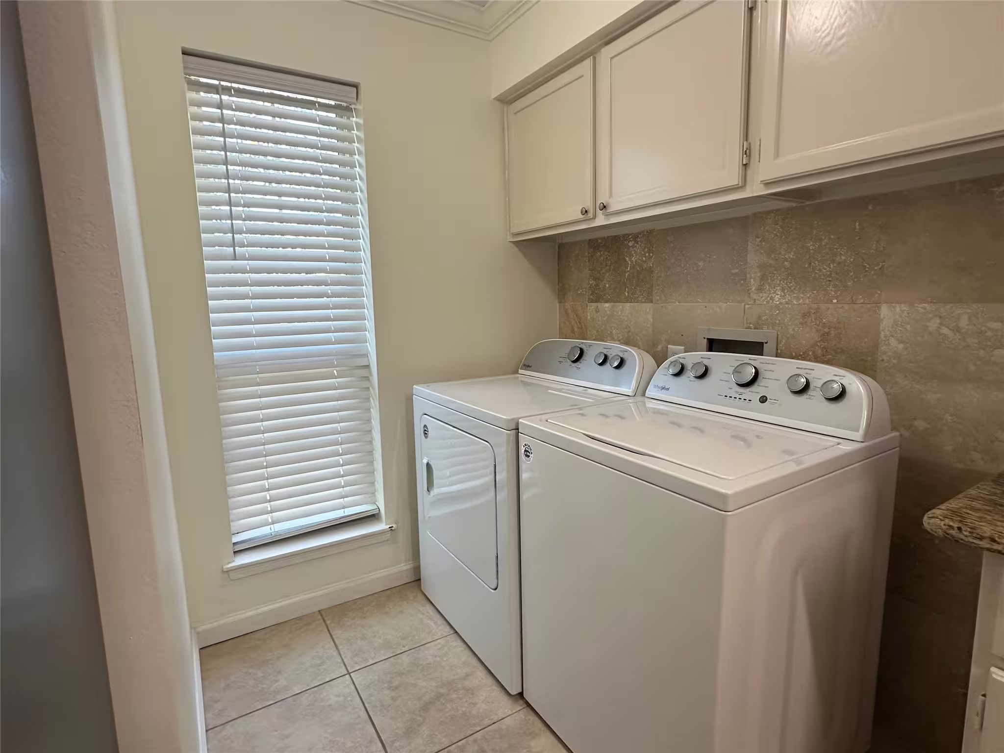 Photo 4 of 2120 El Paseo Street 806, Houston, TX