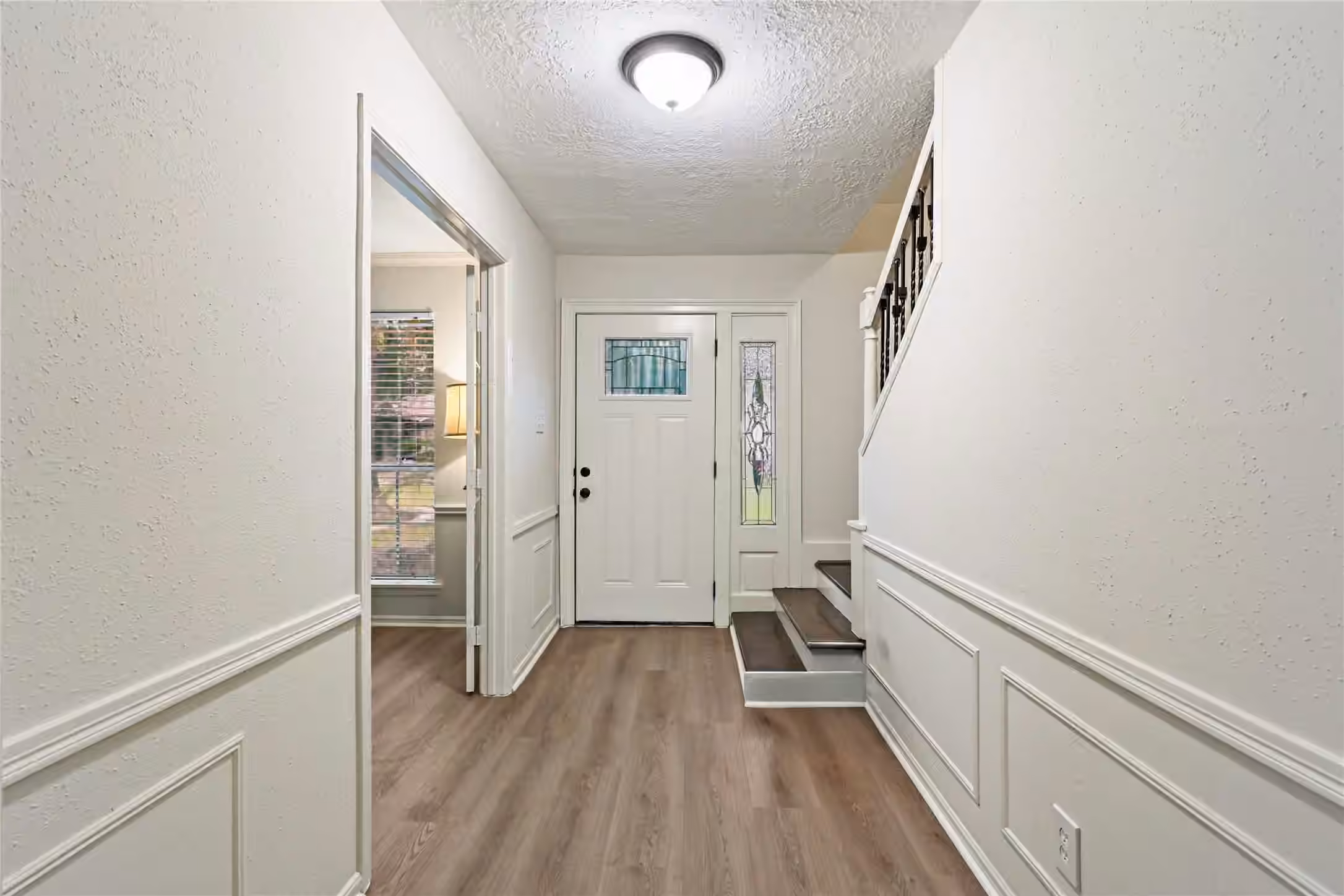 Photo 3 of 15239 Parkville Drive, Houston, TX
