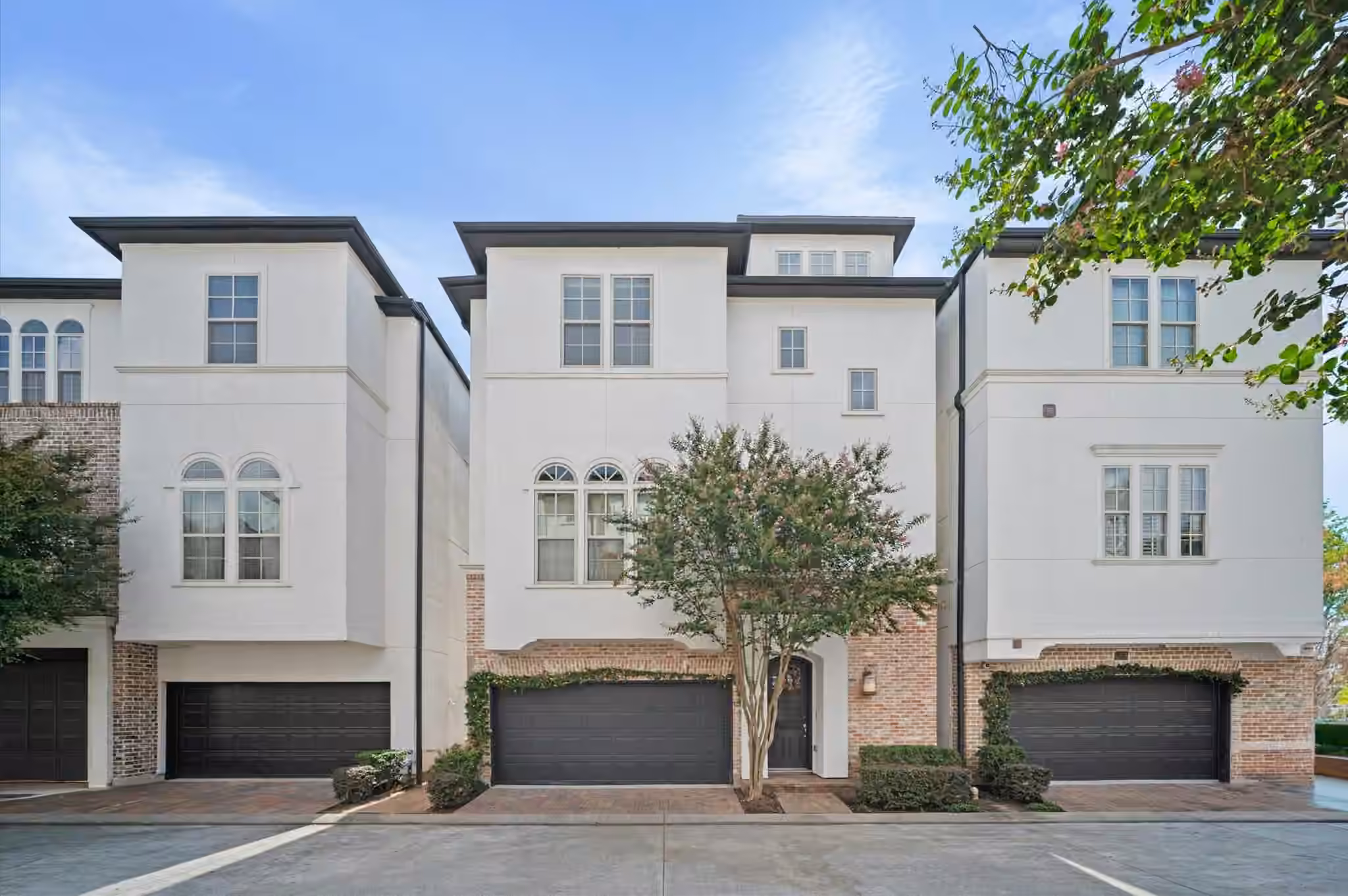 Photo of 2710 Arabelle Grove, Houston, TX