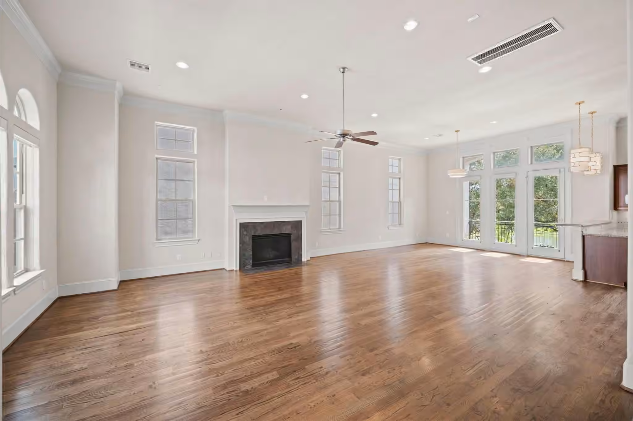 Photo 7 of 2710 Arabelle Grove, Houston, TX