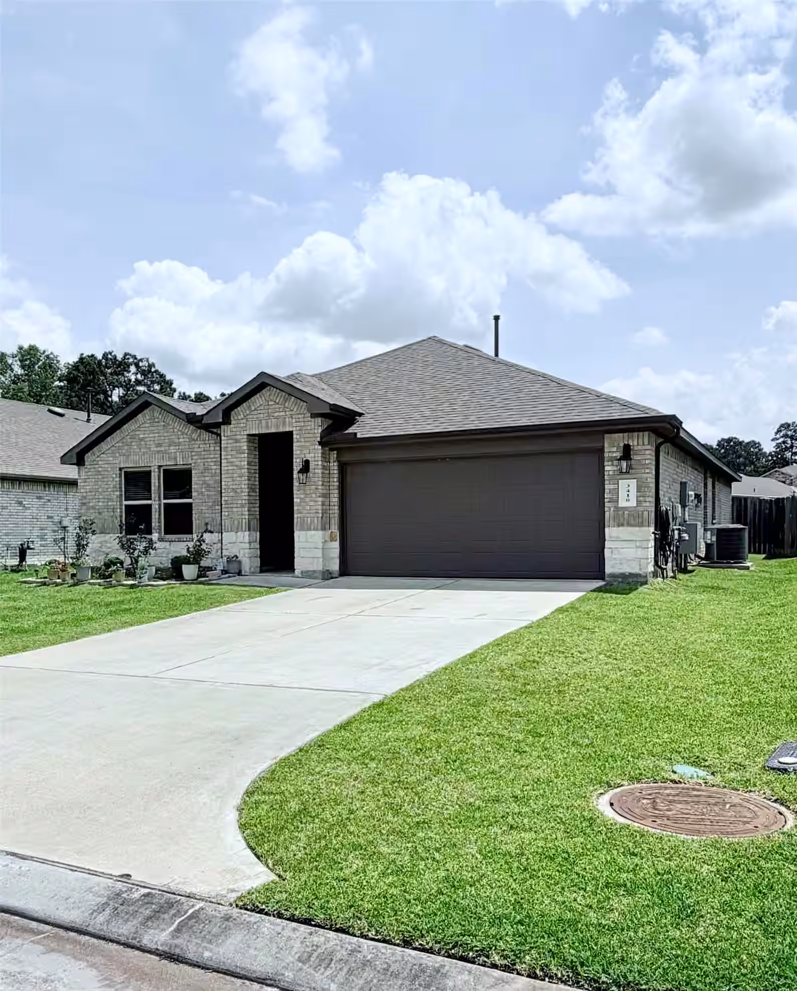 Photo 3 of 3410 EMERALD ANCHOR LN, Conroe, TX