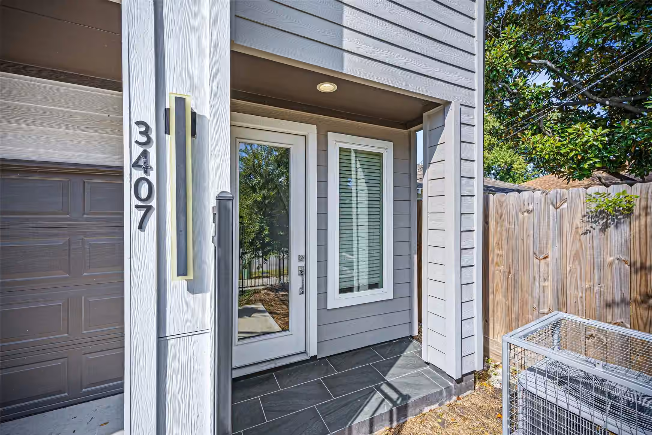 Photo 3 of 3405 Terry Street, Houston, TX