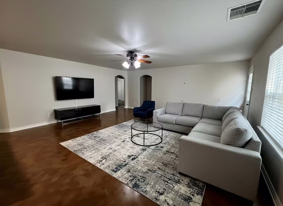 Photo 6 of 9949 Kingfisher Drive, Conroe, TX