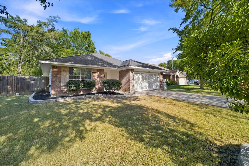 Photo of 15914 Castaway Court, Crosby, TX 77532