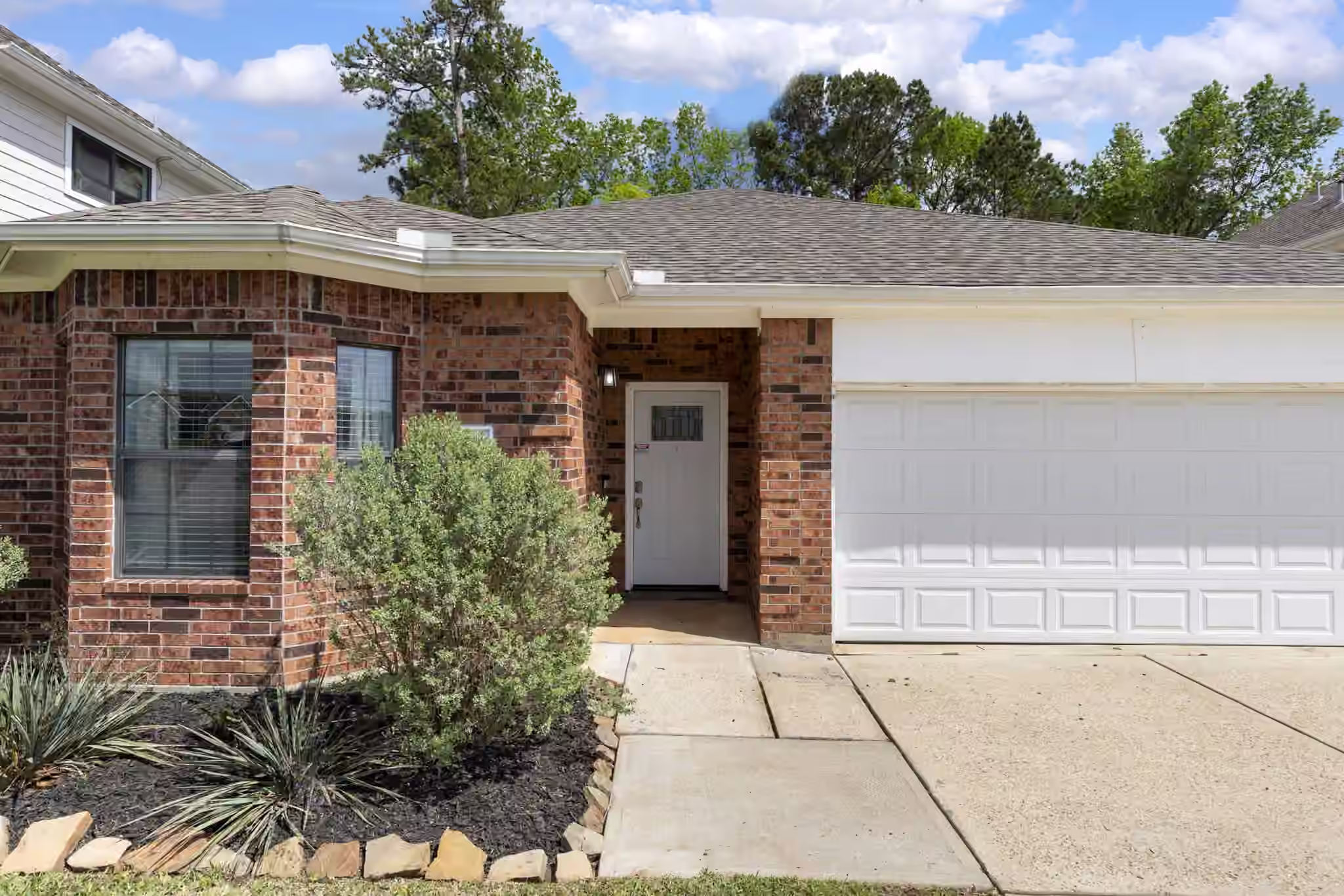 Photo of 8022 N Tarrytown Crossing Drive, Conroe, TX