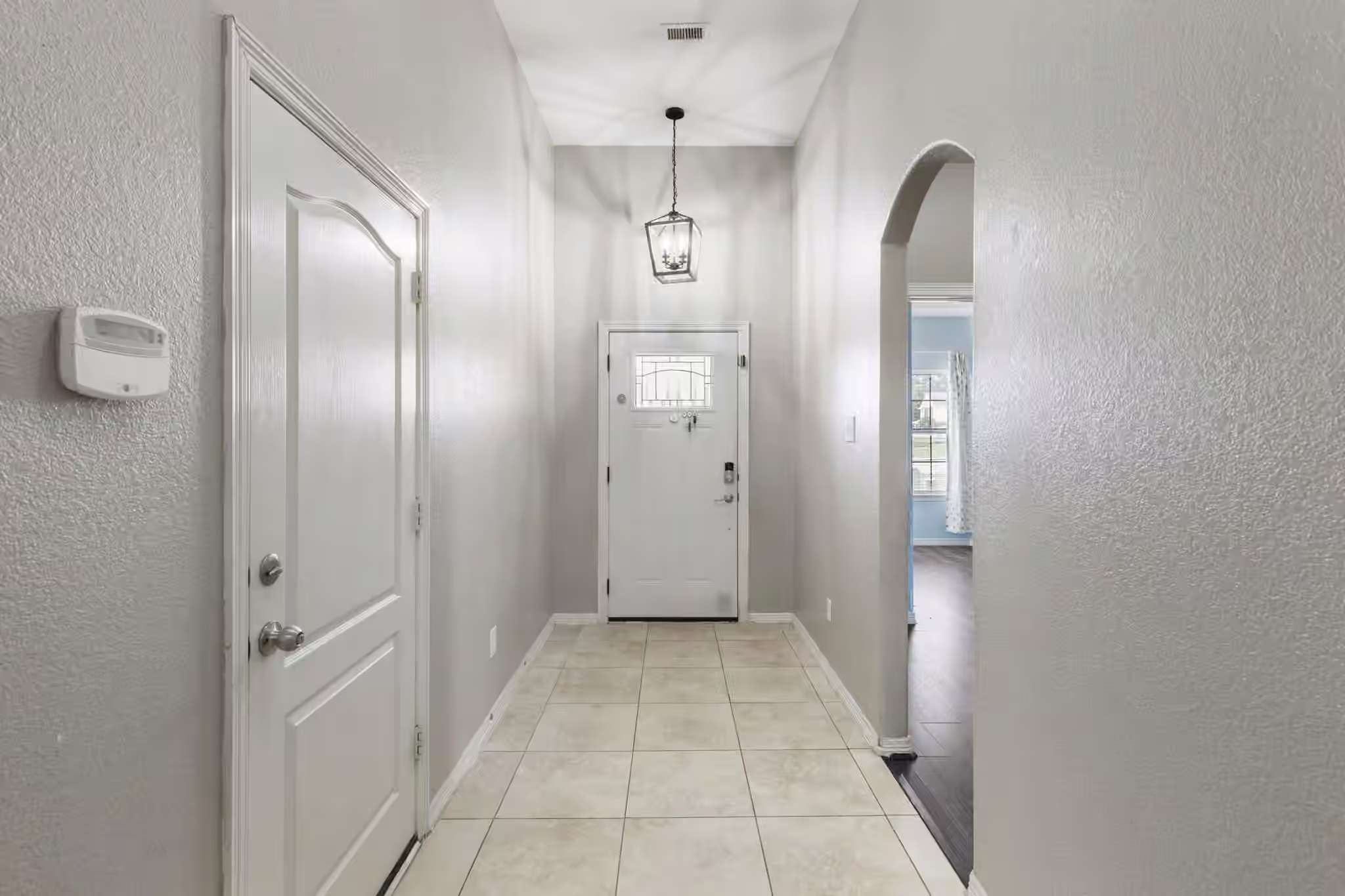 Photo 6 of 8022 N Tarrytown Crossing Drive, Conroe, TX