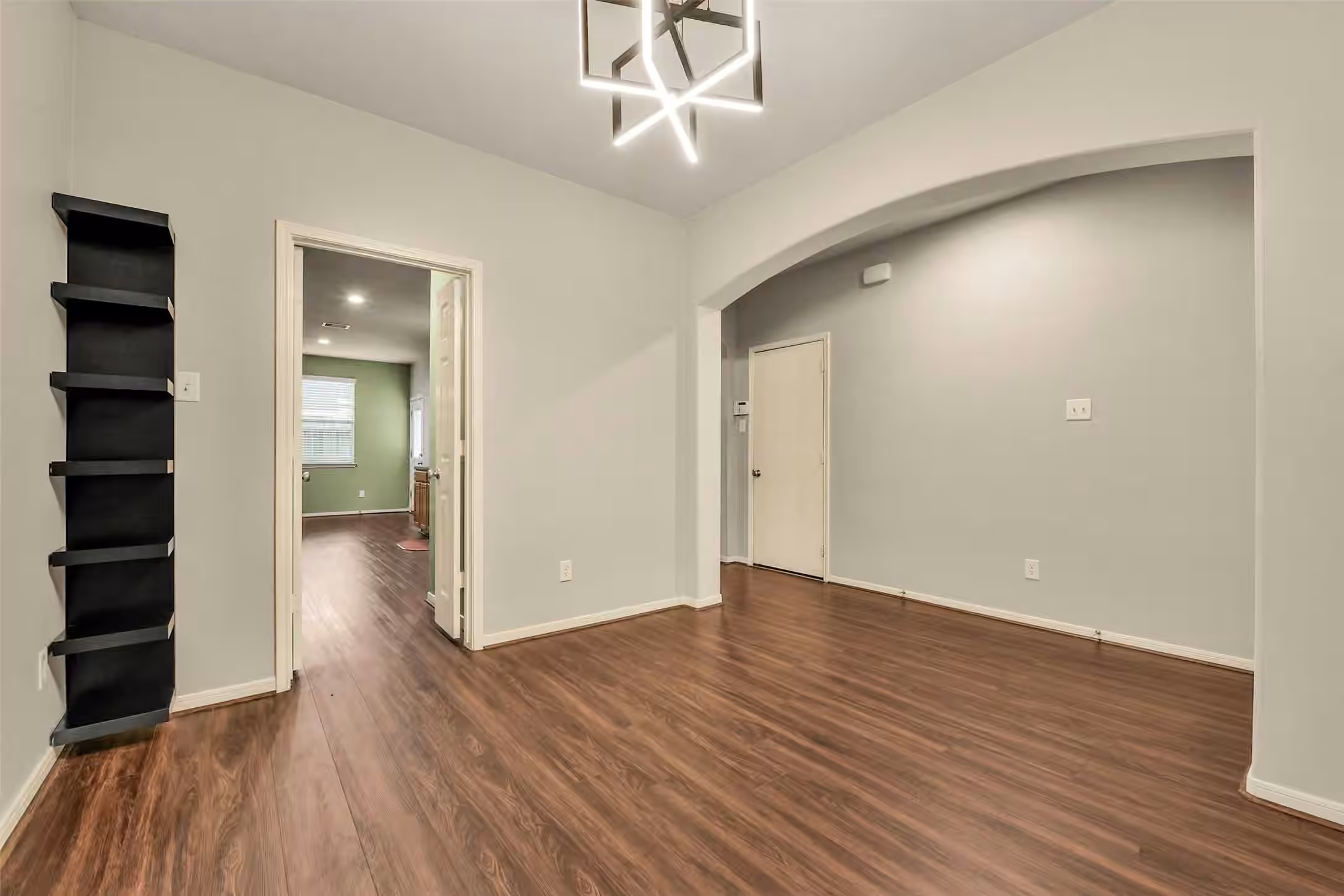 Photo 6 of 4602 E Meadow Drive, Deer Park, TX 77536