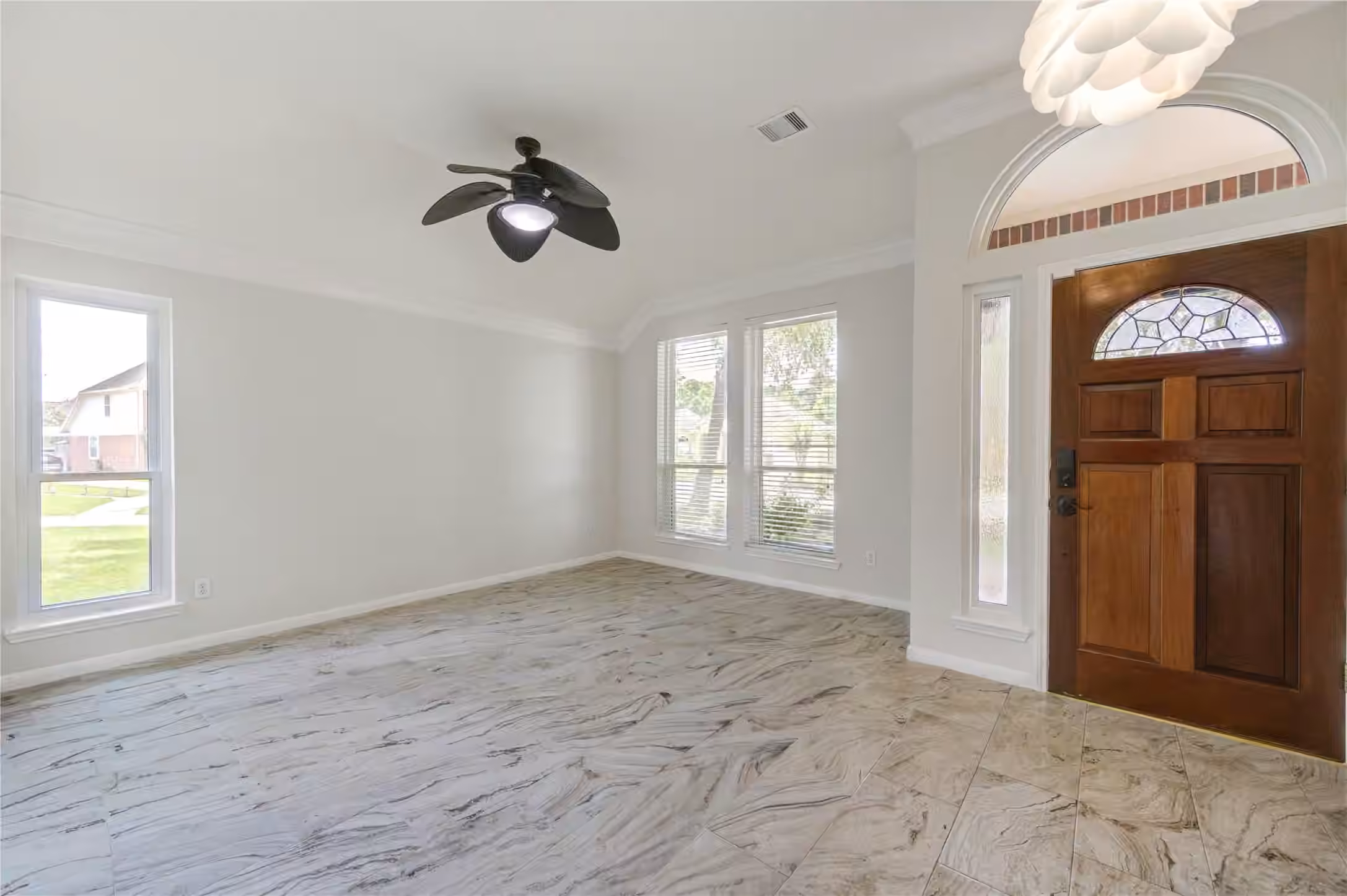Photo 7 of 15831 Laurel Cove Cove, Tomball, TX