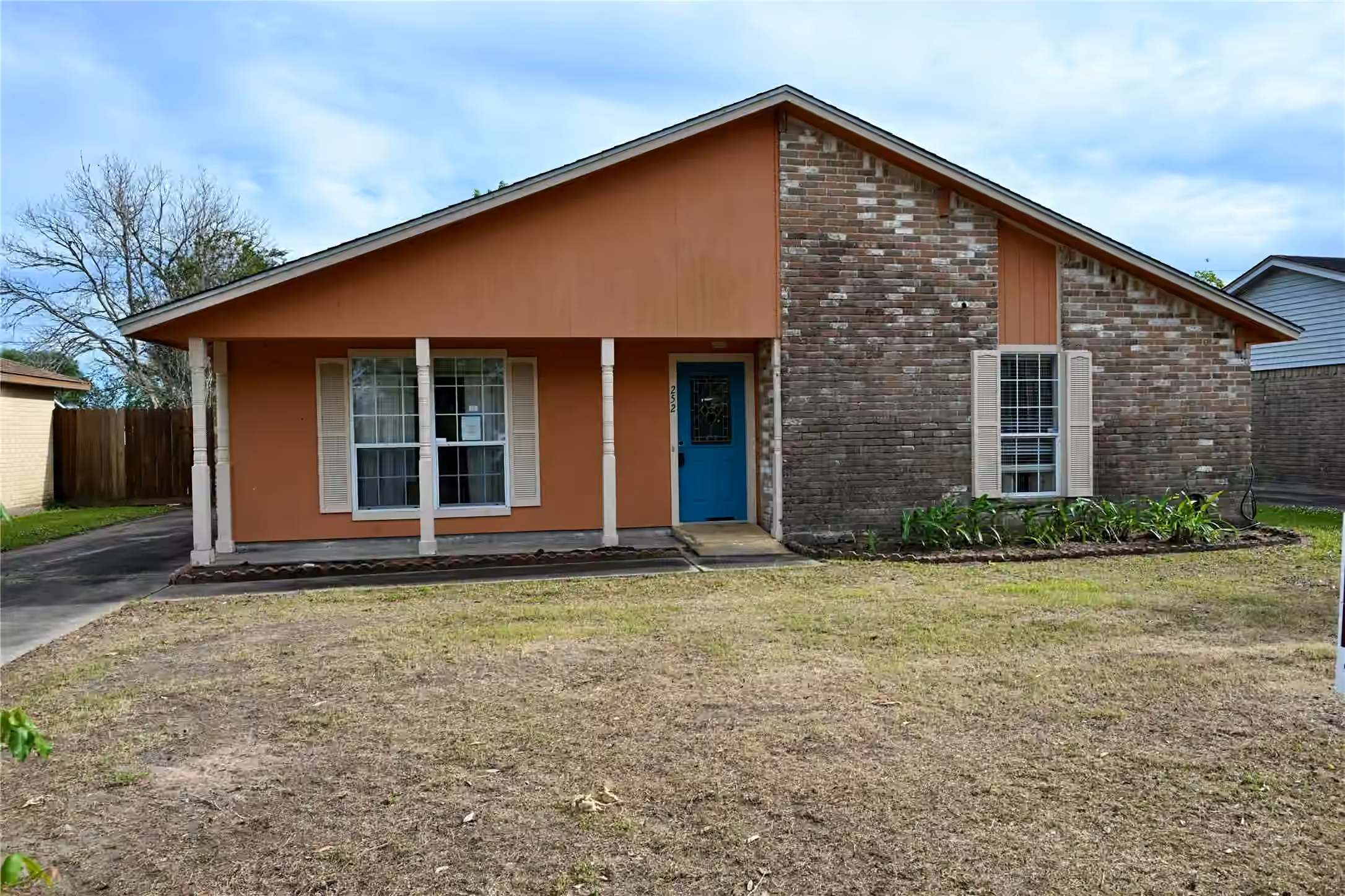 Photo 2 of 252 Bastrop Street, Angleton, TX
