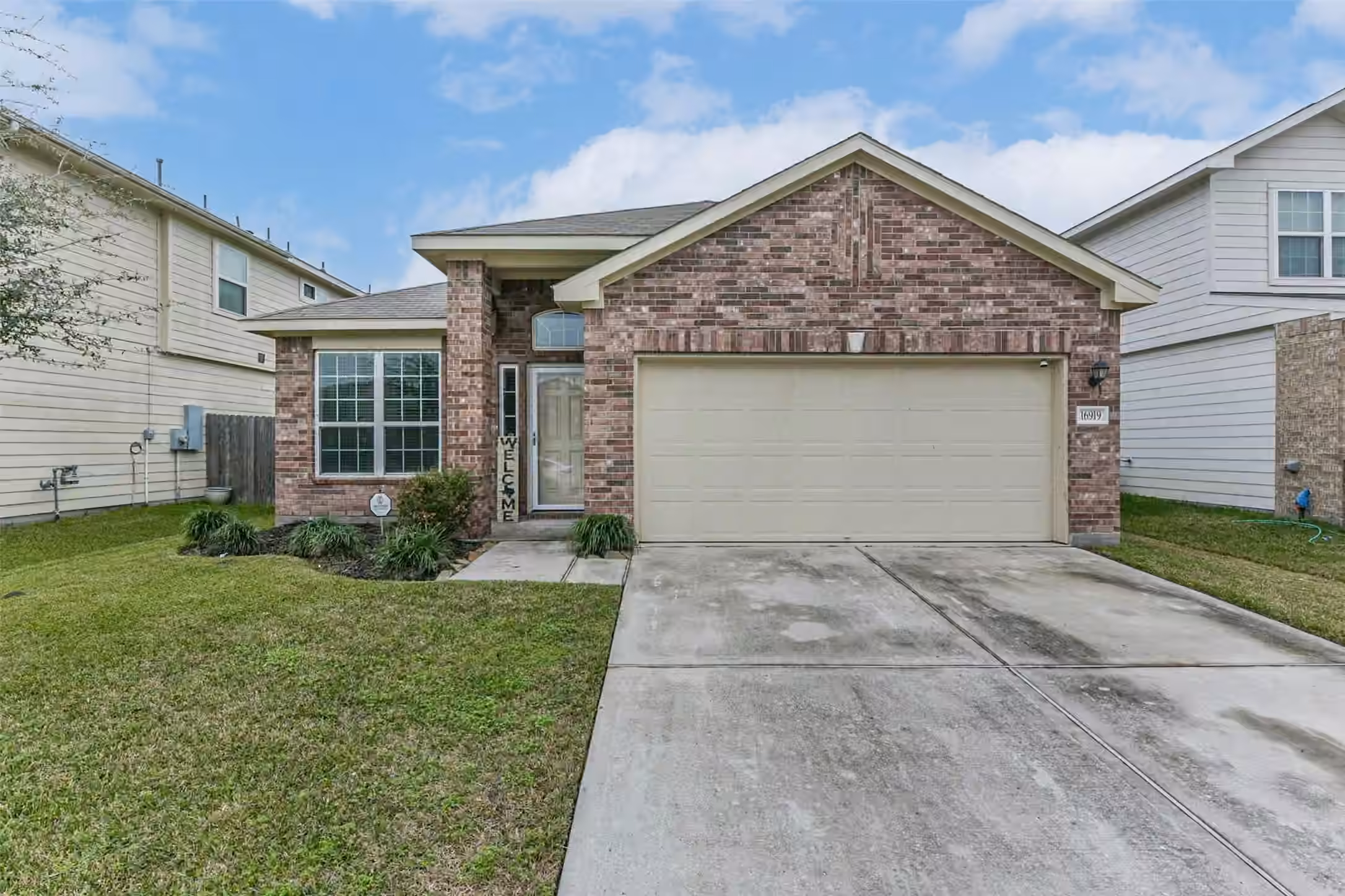 Photo 3 of 16919 Beretta Bend Drive, Humble, TX