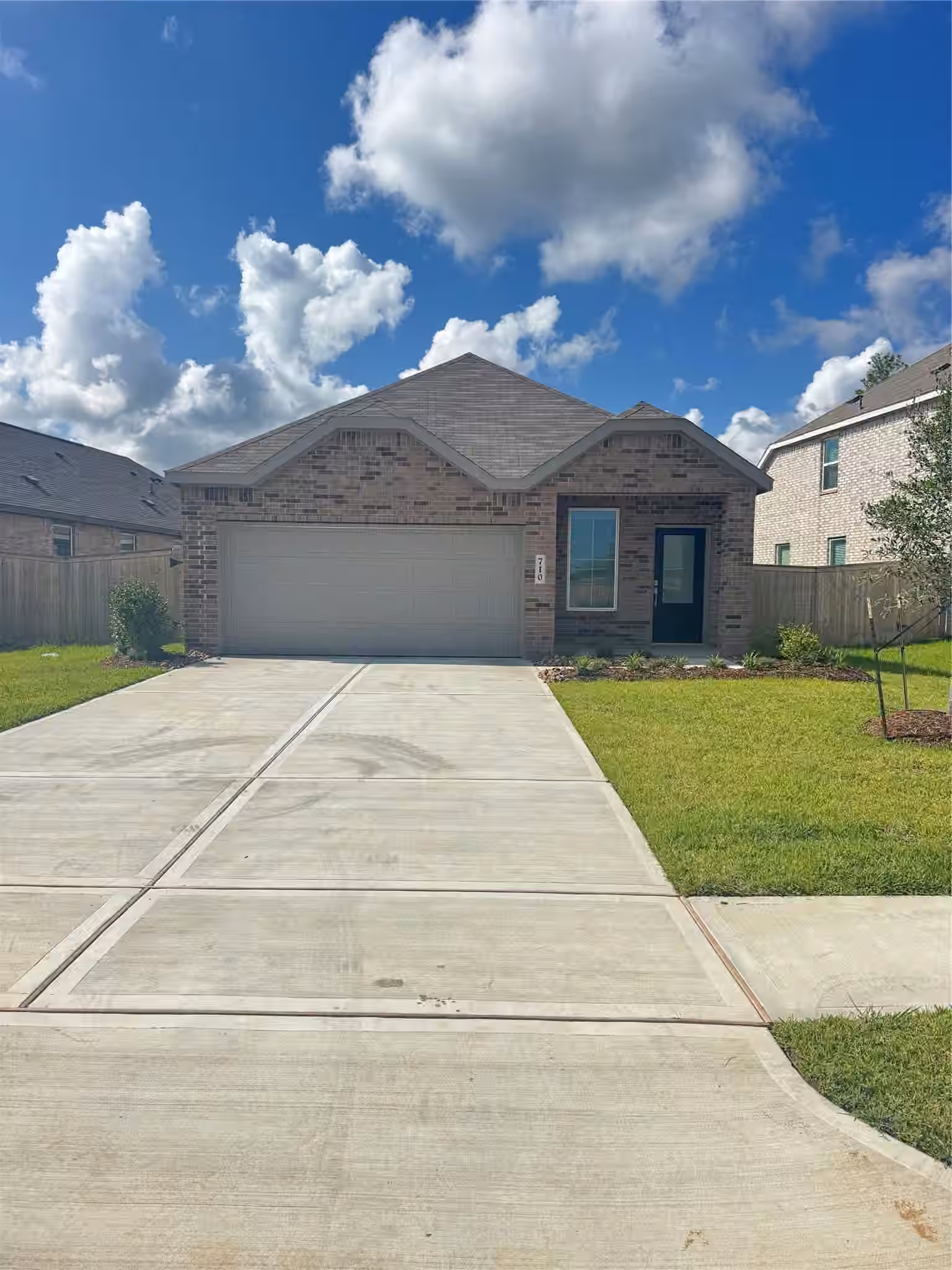 Photo of 710 Rosa Bianca Way, Huffman, TX 77336