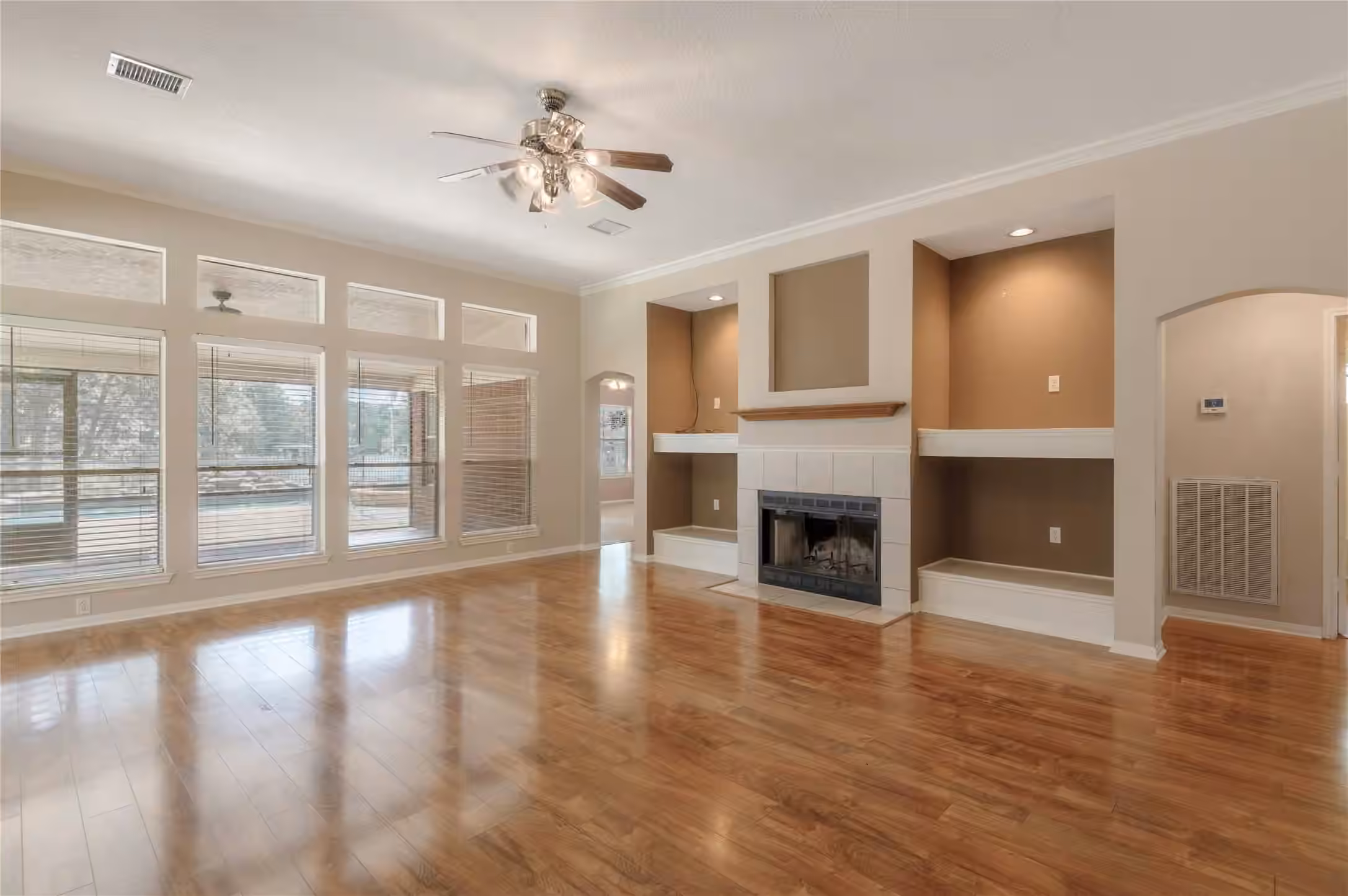 Photo 3 of 324 Red Oak Lane, Trinity, TX
