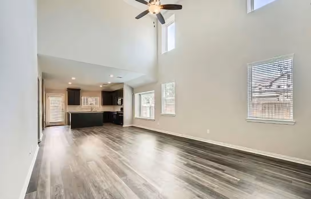 Photo 7 of 1219 Vilamoura Court, Crosby, TX