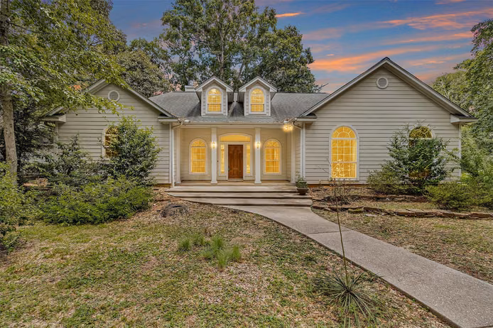Photo 2 of 10331 Iron Ore Road, Conroe, TX