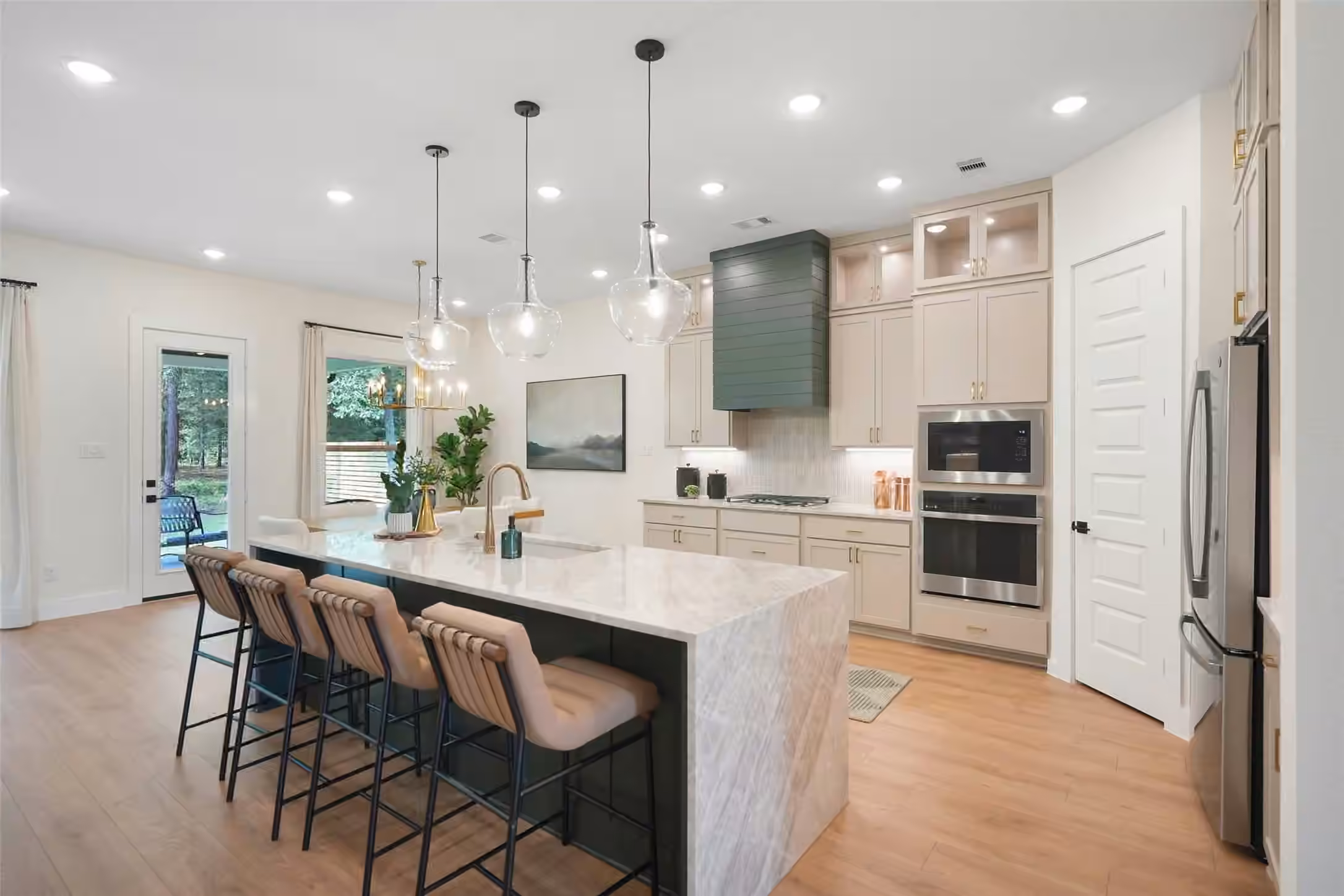 Photo 4 of 13653 Armstrong Street, Conroe, TX 77303
