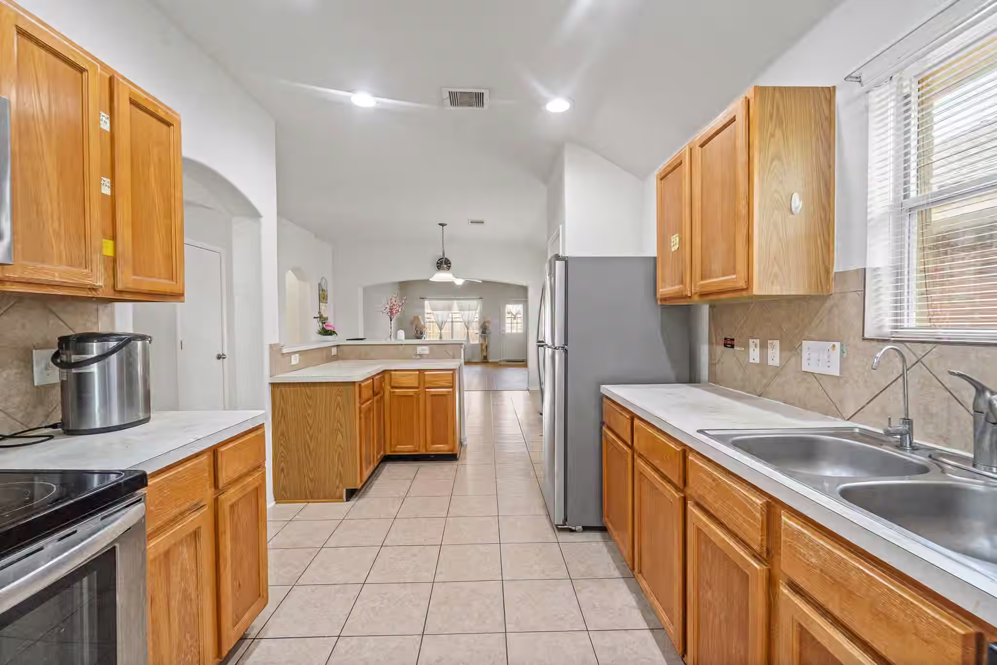 Photo 7 of 18926 Telford Way, Tomball, TX