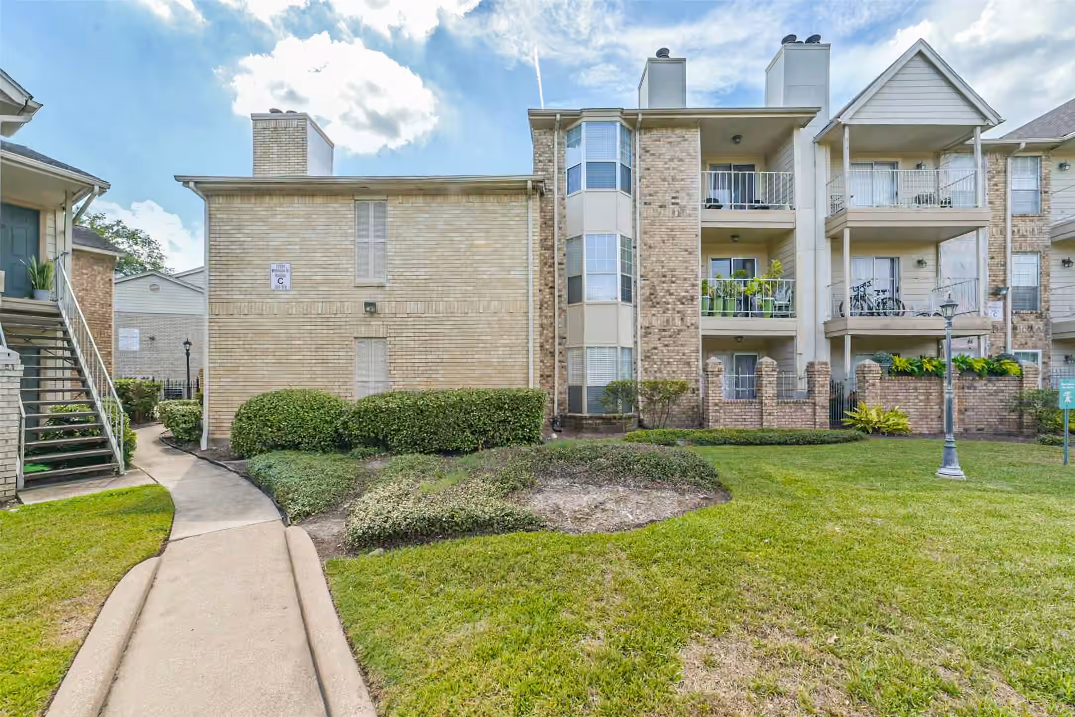 Photo of 12550 Whittington Drive 303, Houston, TX 77077