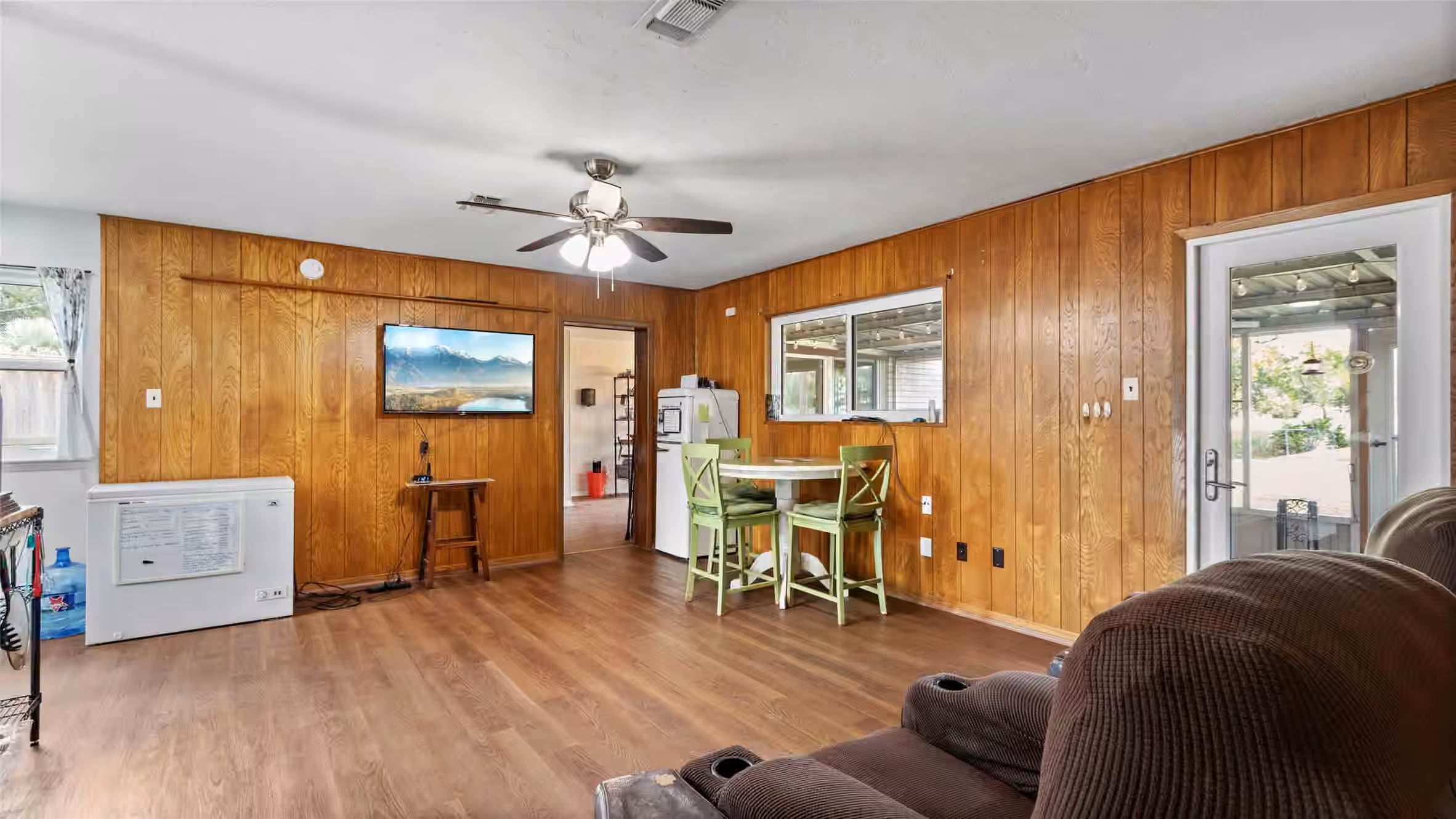 Photo 6 of 503 Allen Court, Alvin, TX 77511