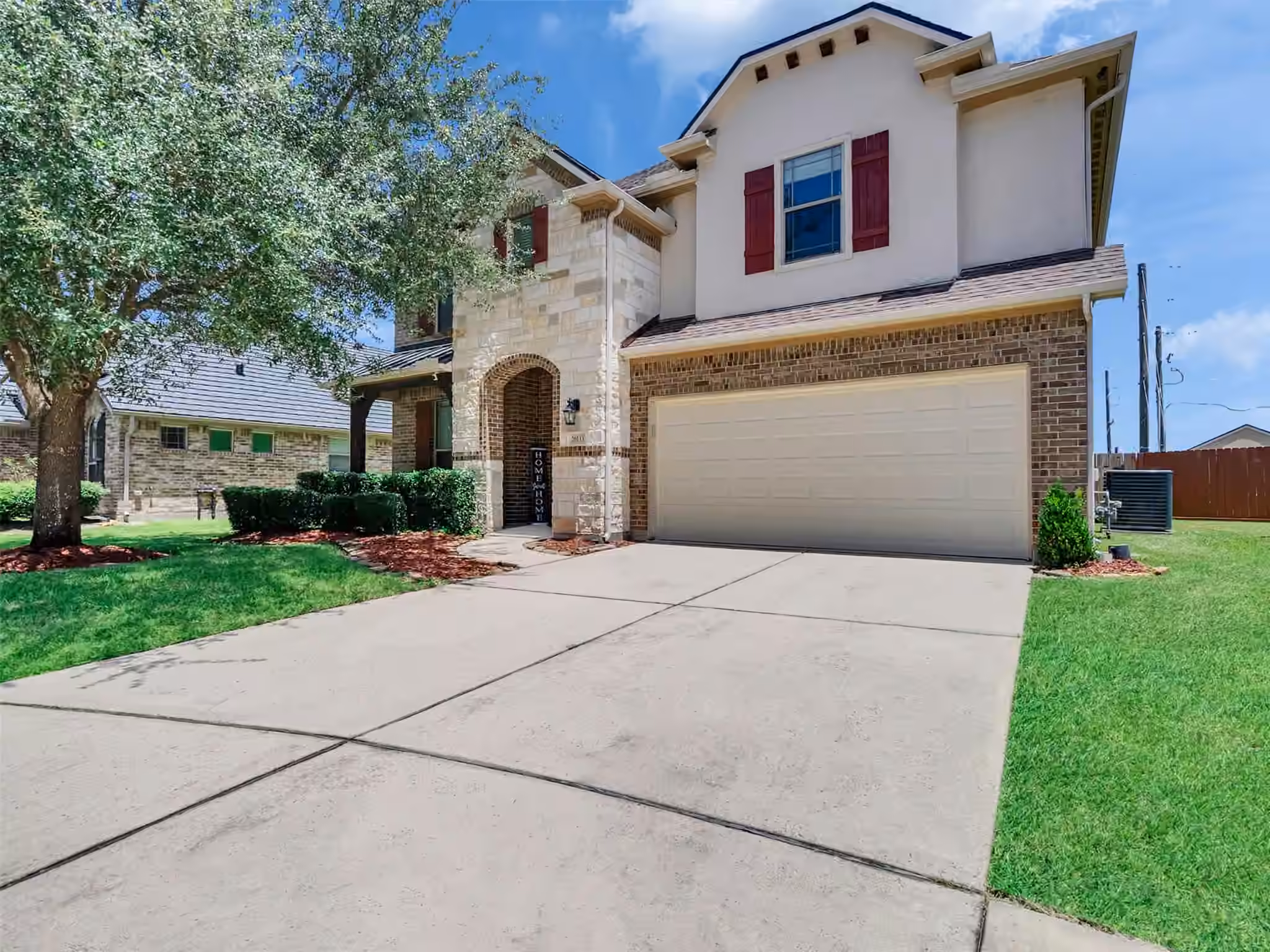 Photo 5 of 26133 Gallant Knight Lane, Kingwood, TX