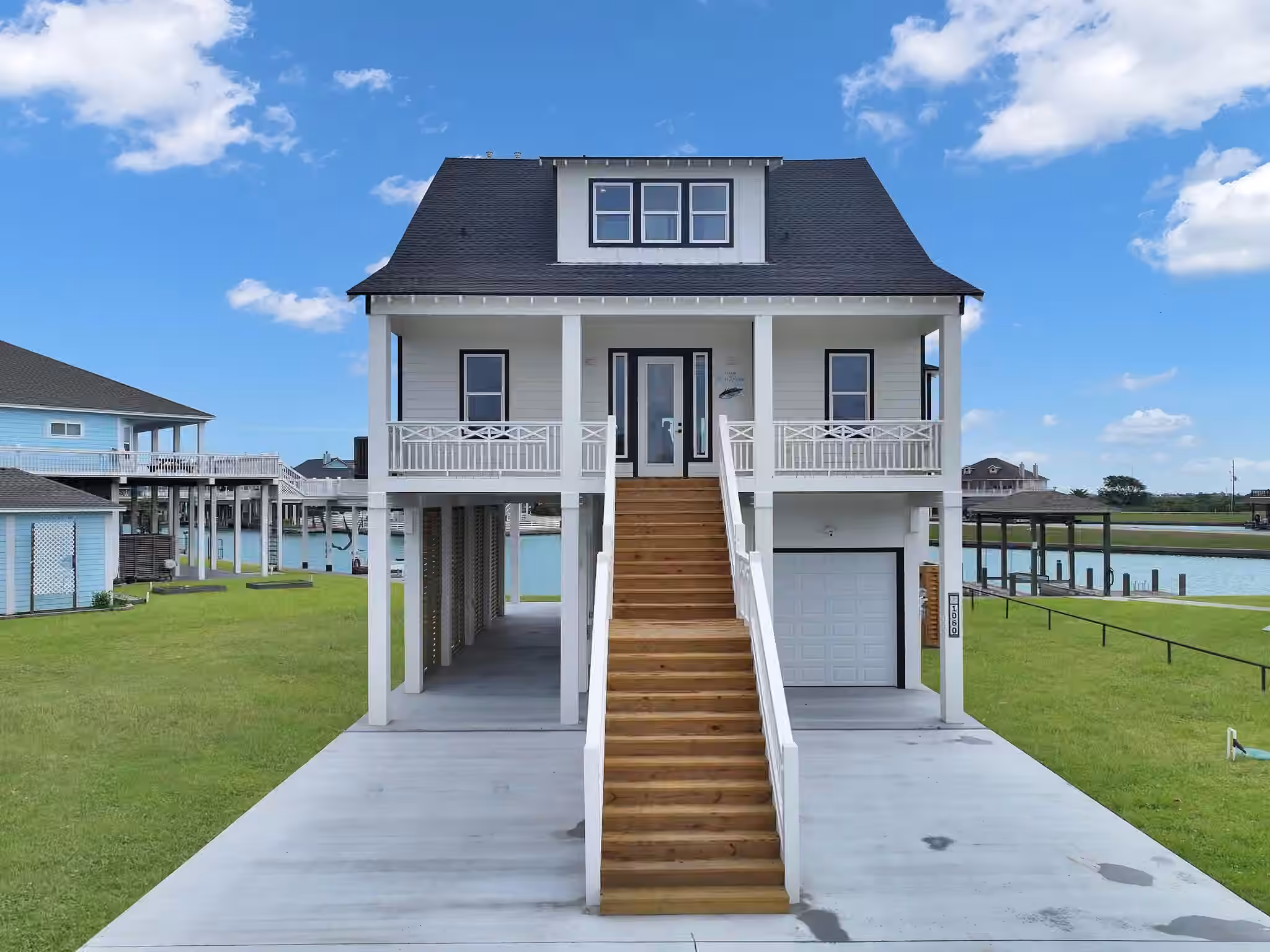 Photo 2 of 1060 Waterways Drive, Crystal Beach, TX