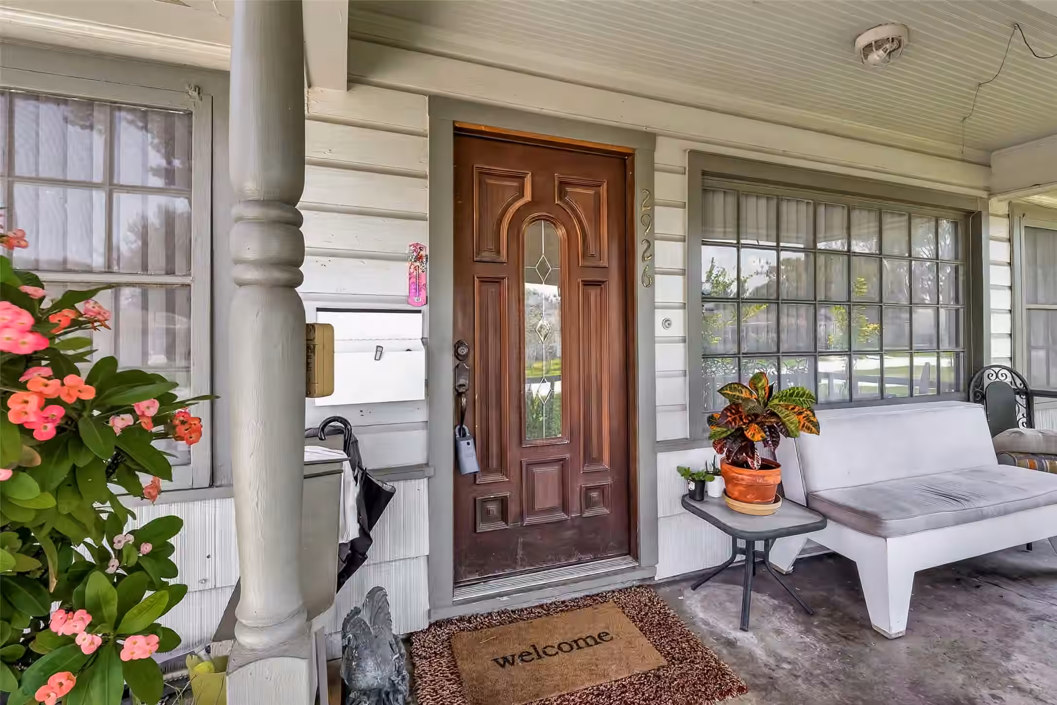 Photo 3 of 2926 Robertson Street, Houston, TX