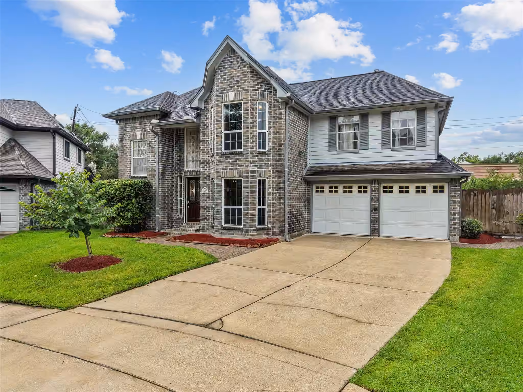 Photo 3 of 1102 Juniper Canyon Lane, Houston, TX