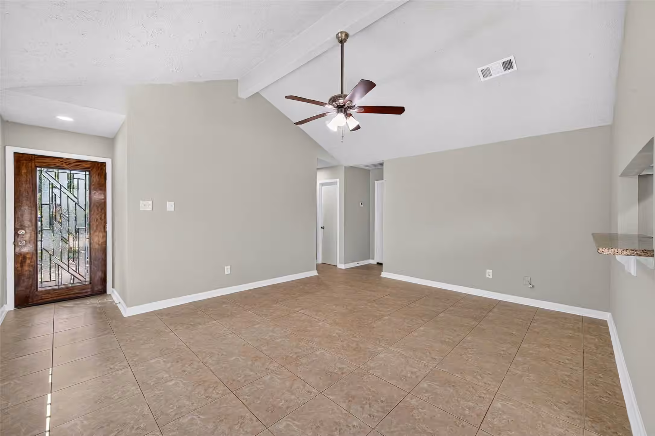 Photo 5 of 16203 Beck Ridge Drive, Houston, TX
