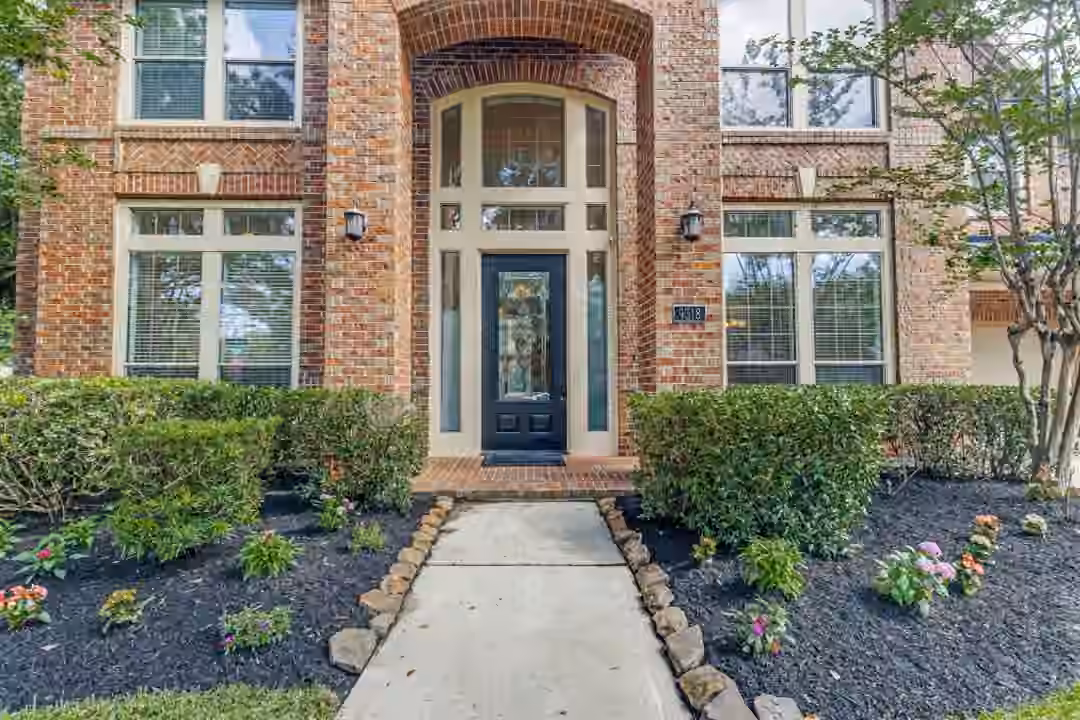 Photo 4 of 9318 Rainbluff Lane, Katy, TX