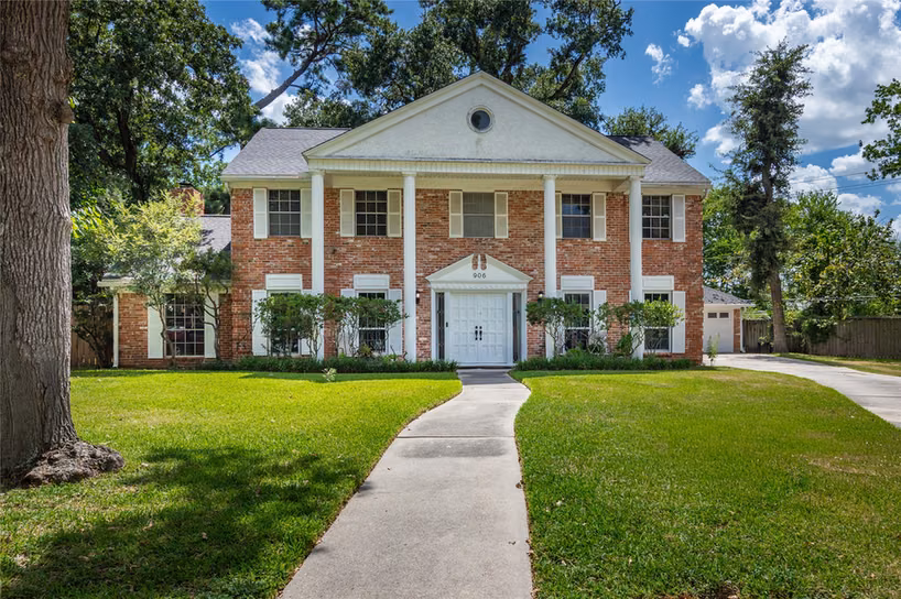 Photo of 906 Glouchester Lane, Houston, TX
