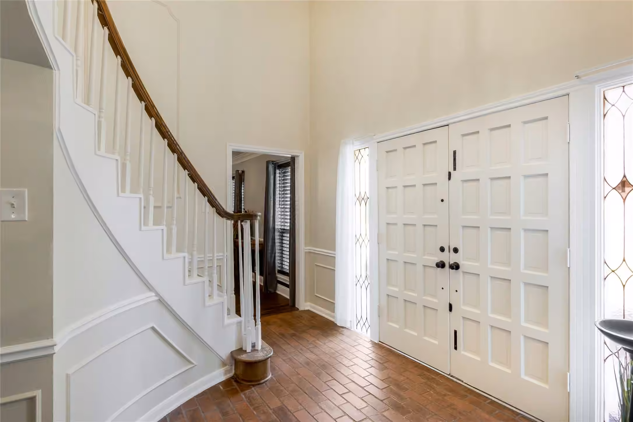 Photo 6 of 906 Glouchester Lane, Houston, TX