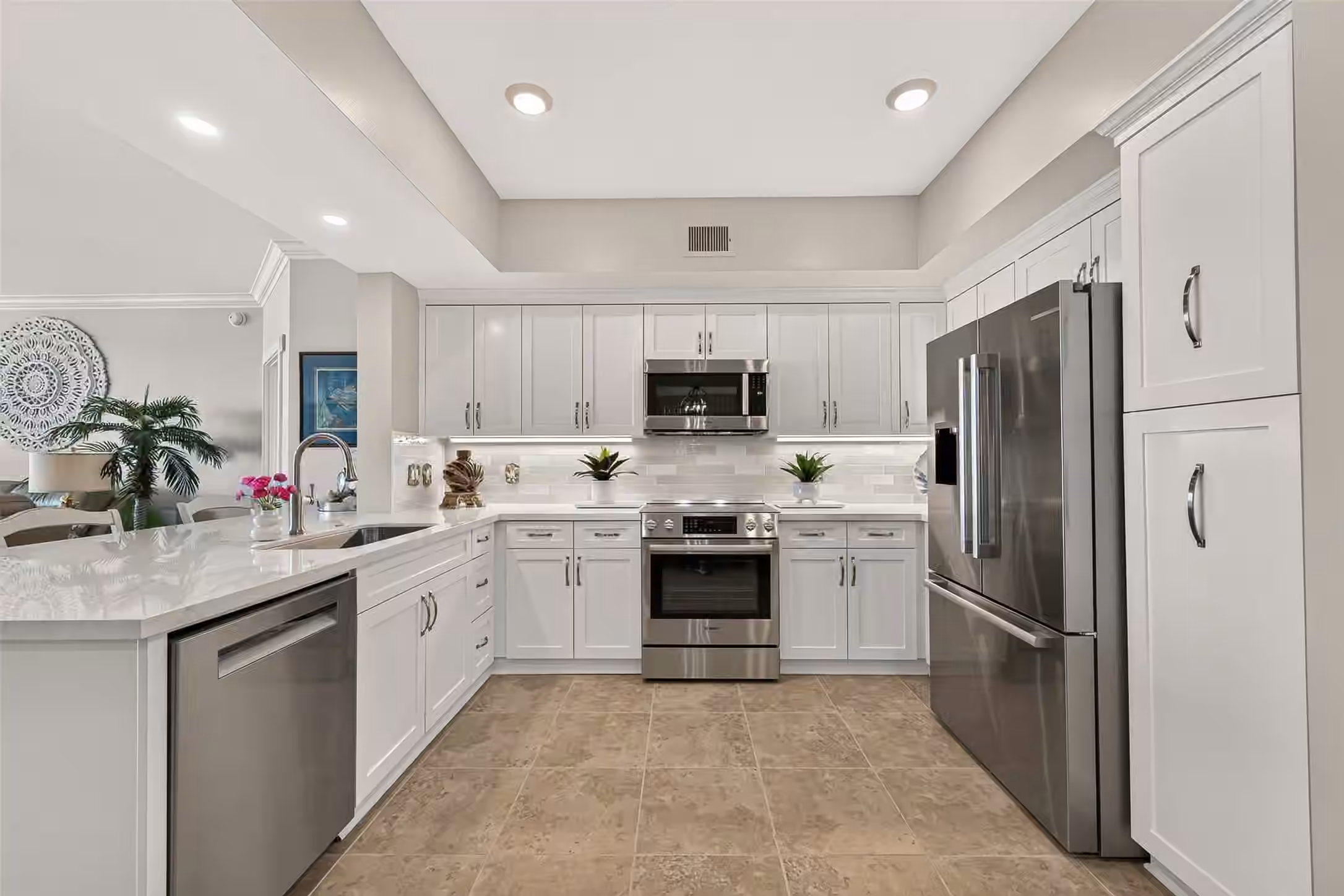 Photo 7 of 801 E Beach Drive TW1506, Galveston, TX