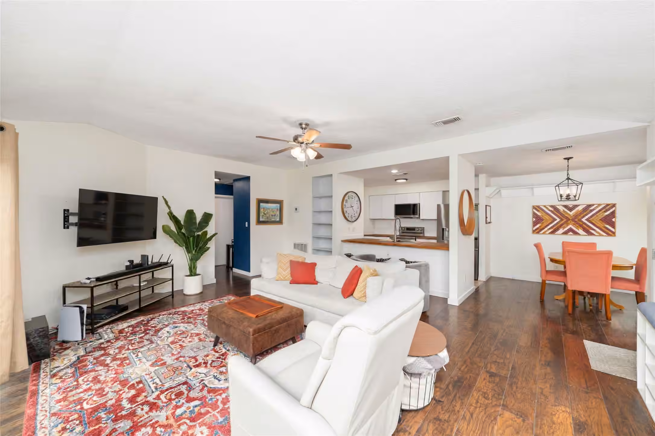 Photo 5 of 10819 Berry Tree Drive, Houston, TX 77064