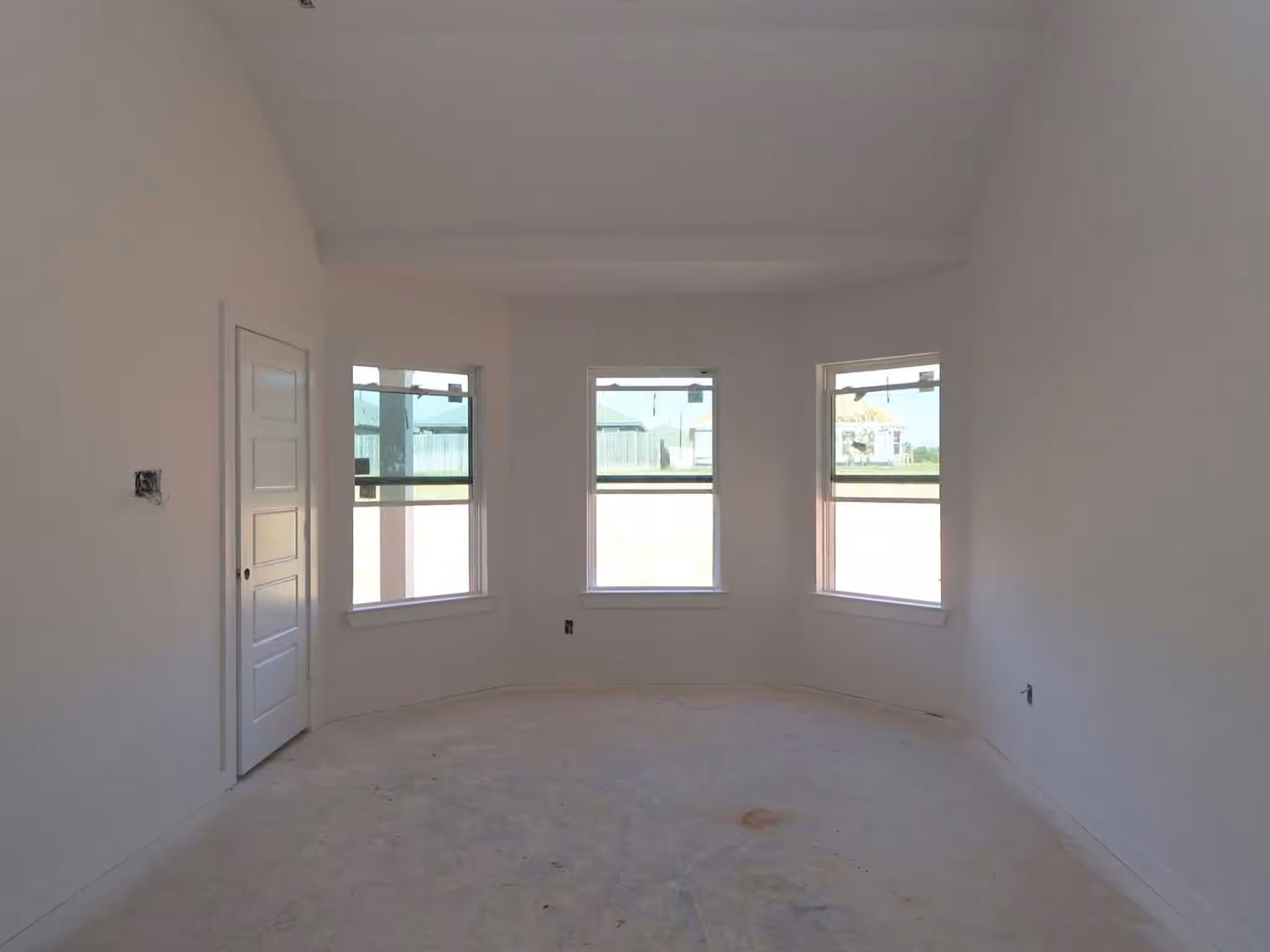 Photo 6 of 817 Village Brook Drive, Willis, TX