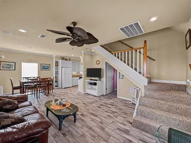 Photo 6 of 1219 Front Avenue, Port Bolivar, TX