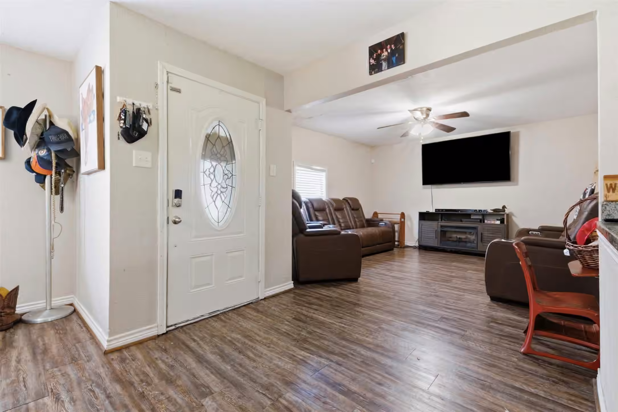 Photo 2 of 1103 James Street, Deer Park, TX