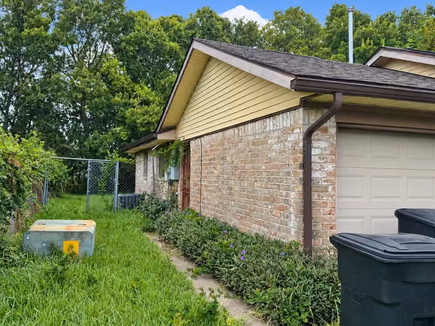 Photo 2 of 11738 Bay Cedar Drive, Houston, TX