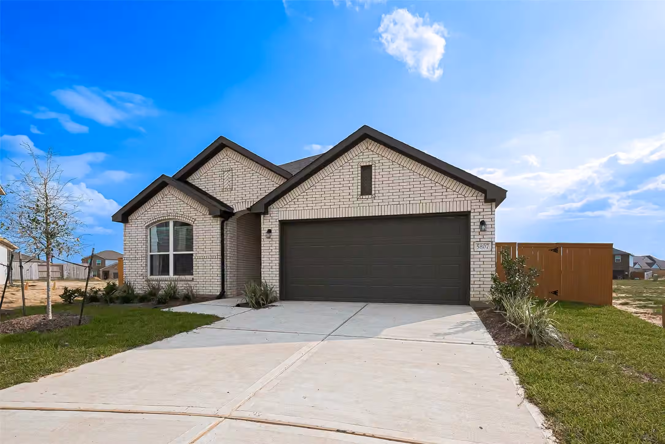 Photo 3 of 27327 Leeward Jetty Drive, Katy, TX