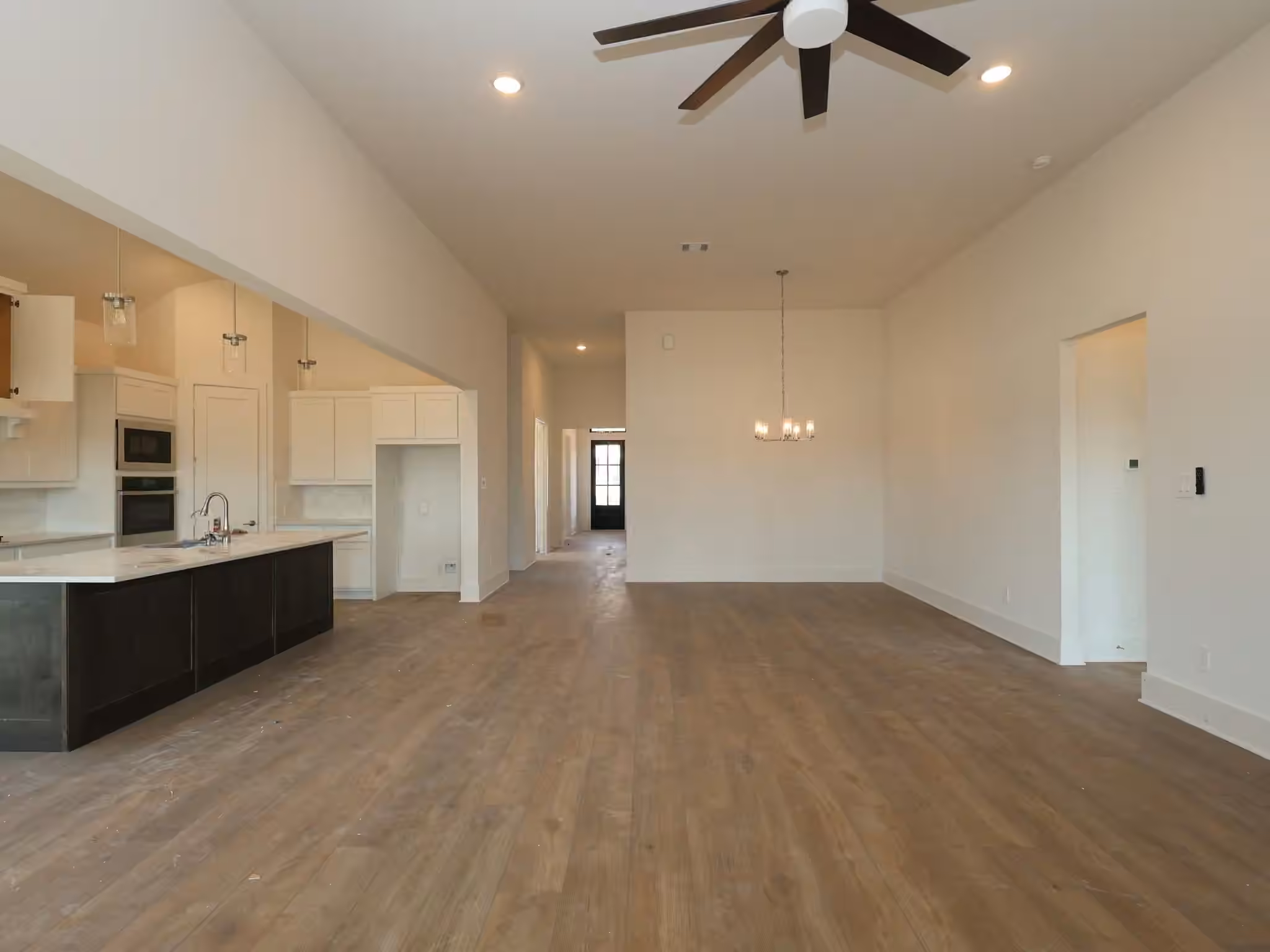 Photo 3 of 302 Casaba Court, Montgomery, TX